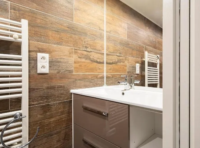 Le De Montesquieu - Appt Centre De Apartamento